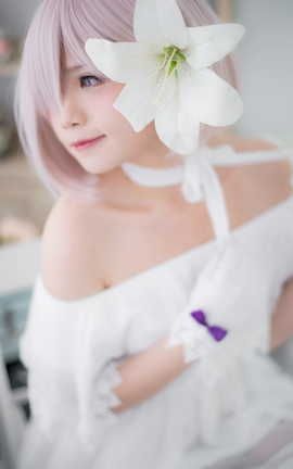 Miuֻ-Mashu White Dress